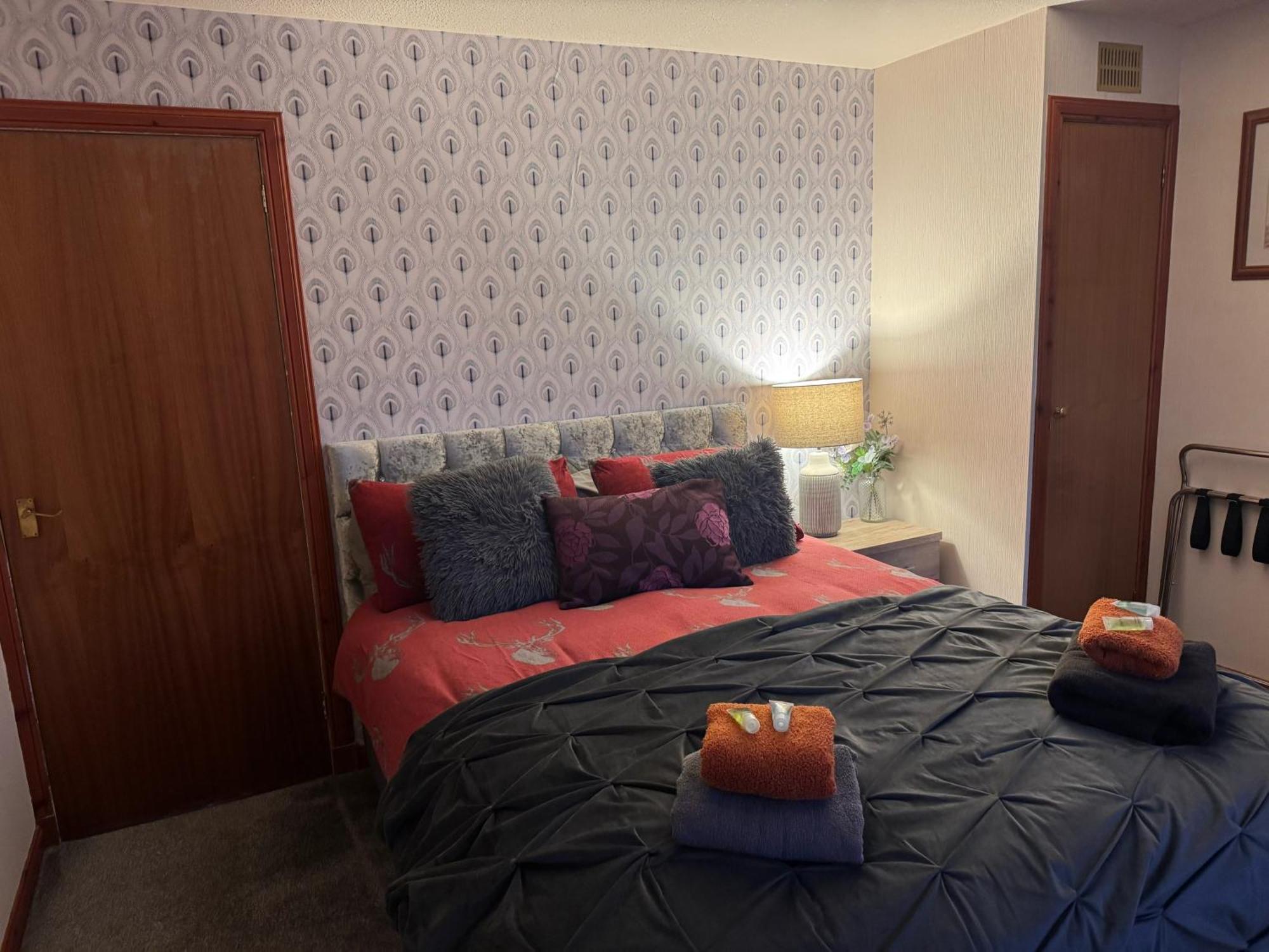 3Bedroom 1Bathroom 1 Shower Room In Quiet Area Ίνβερνες Εξωτερικό φωτογραφία